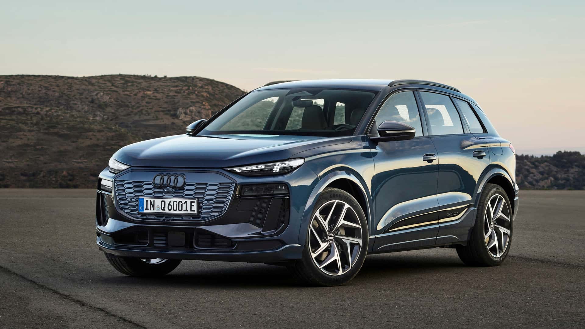 Audi представила серийный Q6 e-tron